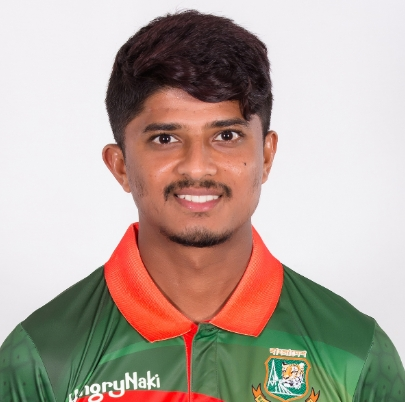 Bangladesh fight back