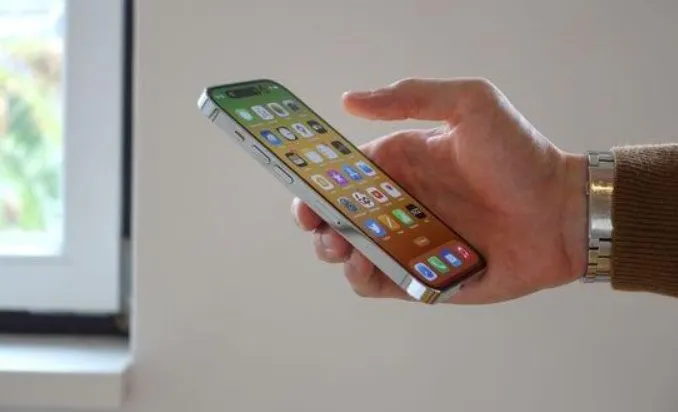 Apple to introduce satellite-based features