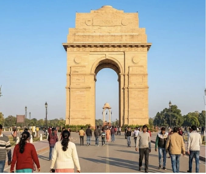 Delhi Continues To Shiver, Temperature May Rise In The Coming Days 3 Delhi
