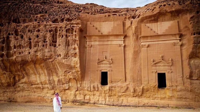 Alula: The Ancient Arabian City That Hid In Plain Sight—And Why The World Can’t Look Away Now 2 Alula: the ancient arabian city that hid in plain sight
