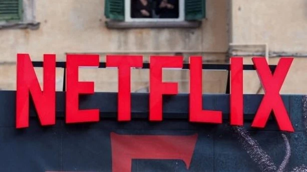 Netflix buys warner bros